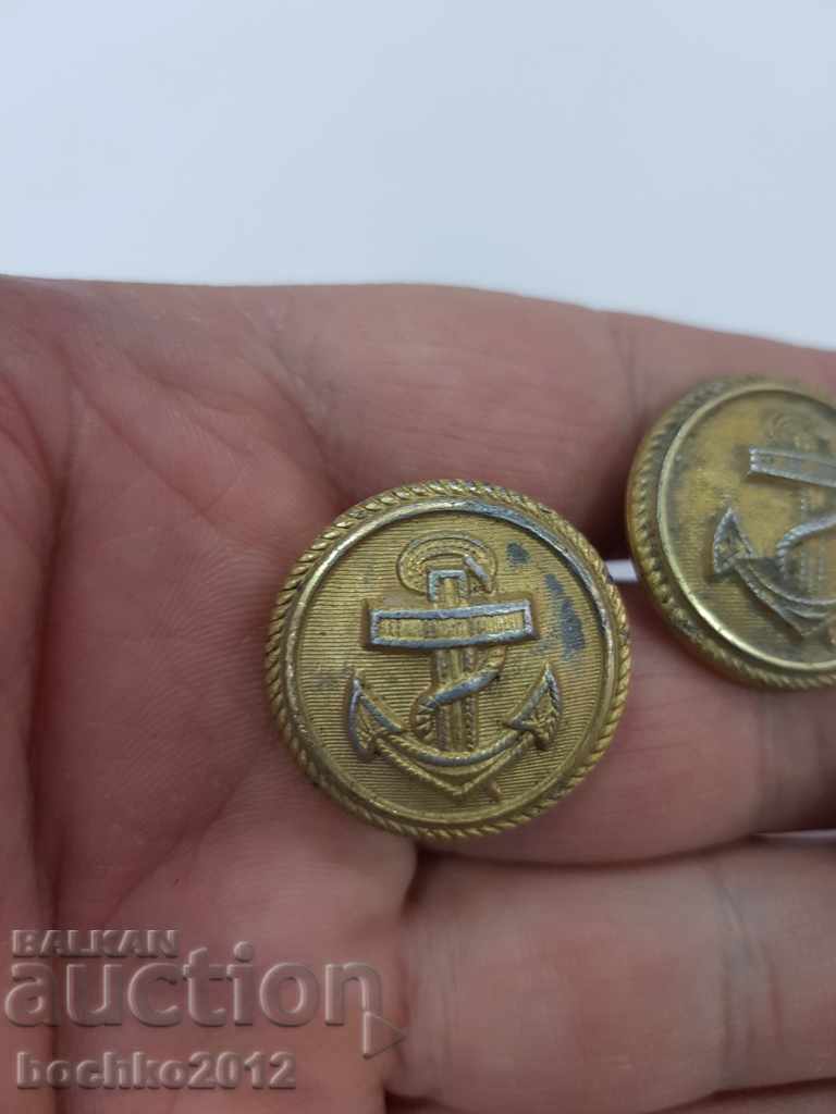 Delivery of Lot of 3 German officer naval buttons WWII 1939-45