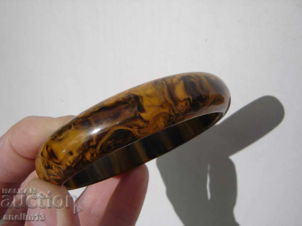 Доставка на ГРИВНА КЕХЛИБАР БАКЕЛИТ Доставка на ГРИВНА КЕХЛИБАР БАКЕЛИТ