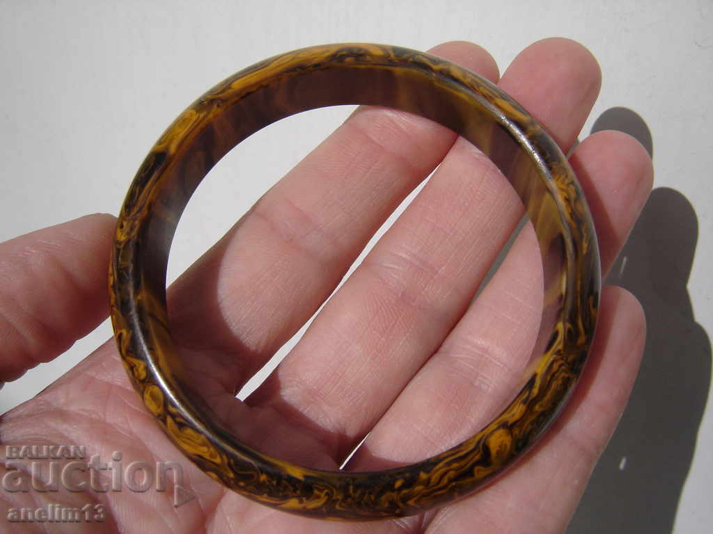 ГРИВНА КЕХЛИБАР БАКЕЛИТ - 5 ГРИВНА КЕХЛИБАР БАКЕЛИТ - 5