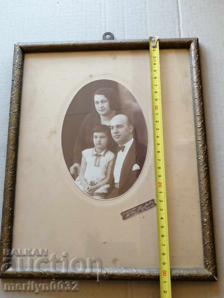 Auction Ceiling portrait photo photography Auction Ceiling portrait photo photography