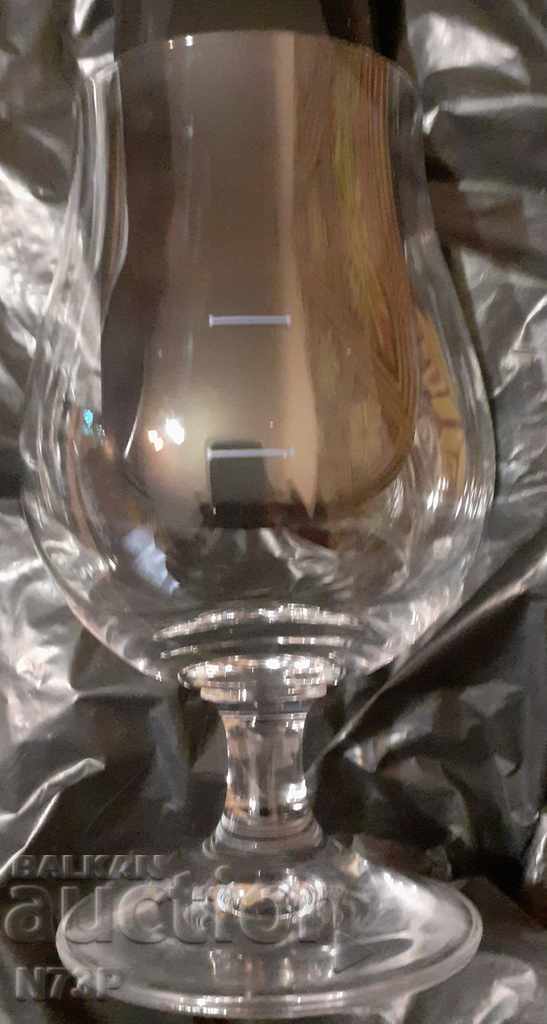 Auction  A glass. GLASSES. COLLECTION.