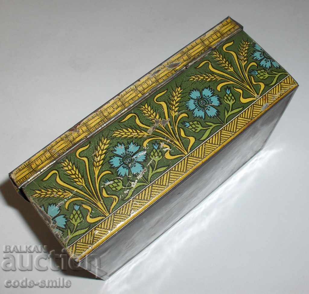 Auction Old box lithograph Czarist Russia Abrikosov and Sons Auction Old box lithograph Czarist Russia Abrikosov and Sons