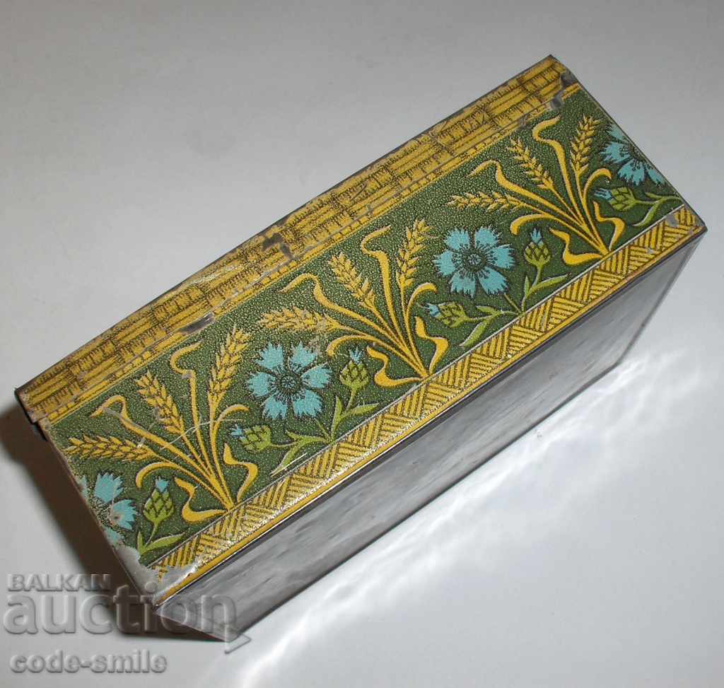 Old box lithograph Czarist Russia Abrikosov and Sons - 6 Old box lithograph Czarist Russia Abrikosov and Sons - 6