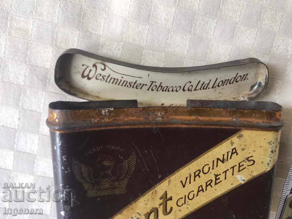 A BOX OF CIGARES METAL TABAKER OLD with price 29.00 BGN | € 14.83 A BOX OF CIGARES METAL TABAKER OLD with price 29.00 BGN | € 14.83