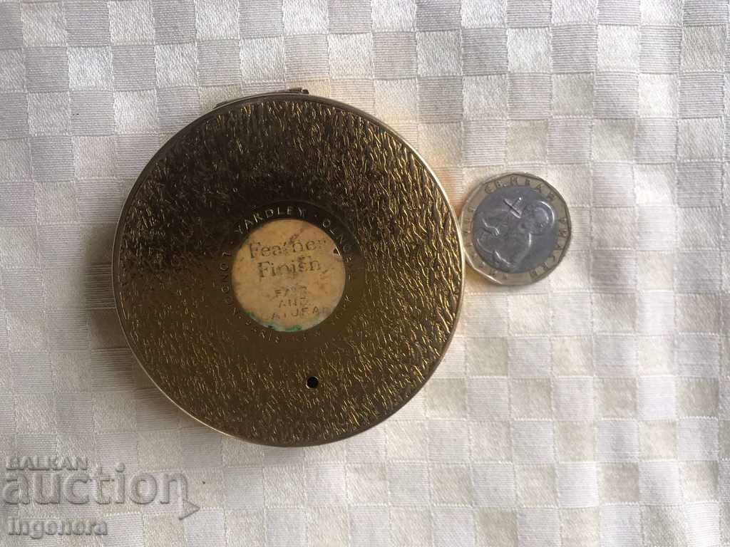 Auction BOX MIRROR METAL PUDRIER COLLECTION Auction BOX MIRROR METAL PUDRIER COLLECTION