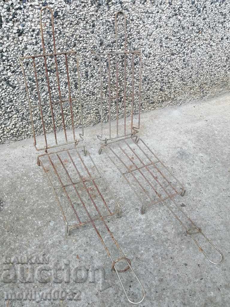 Auction Old grill 2 pieces of steak, wrought iron Auction Old grill 2 pieces of steak, wrought iron
