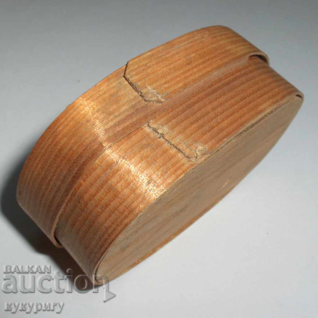 Auction  Very old wooden box wick for wicker germany 19th c.