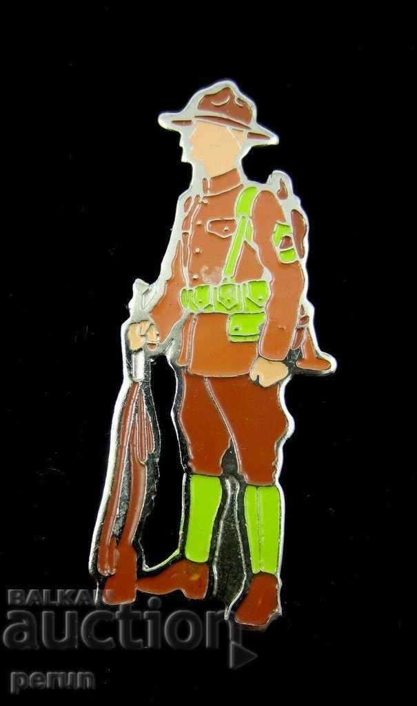 ARMED SOLDIER BADGE with price 4.00 BGN | € 2.05