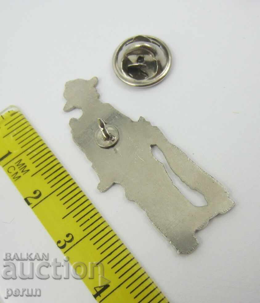 Auction  ARMED SOLDIER BADGE