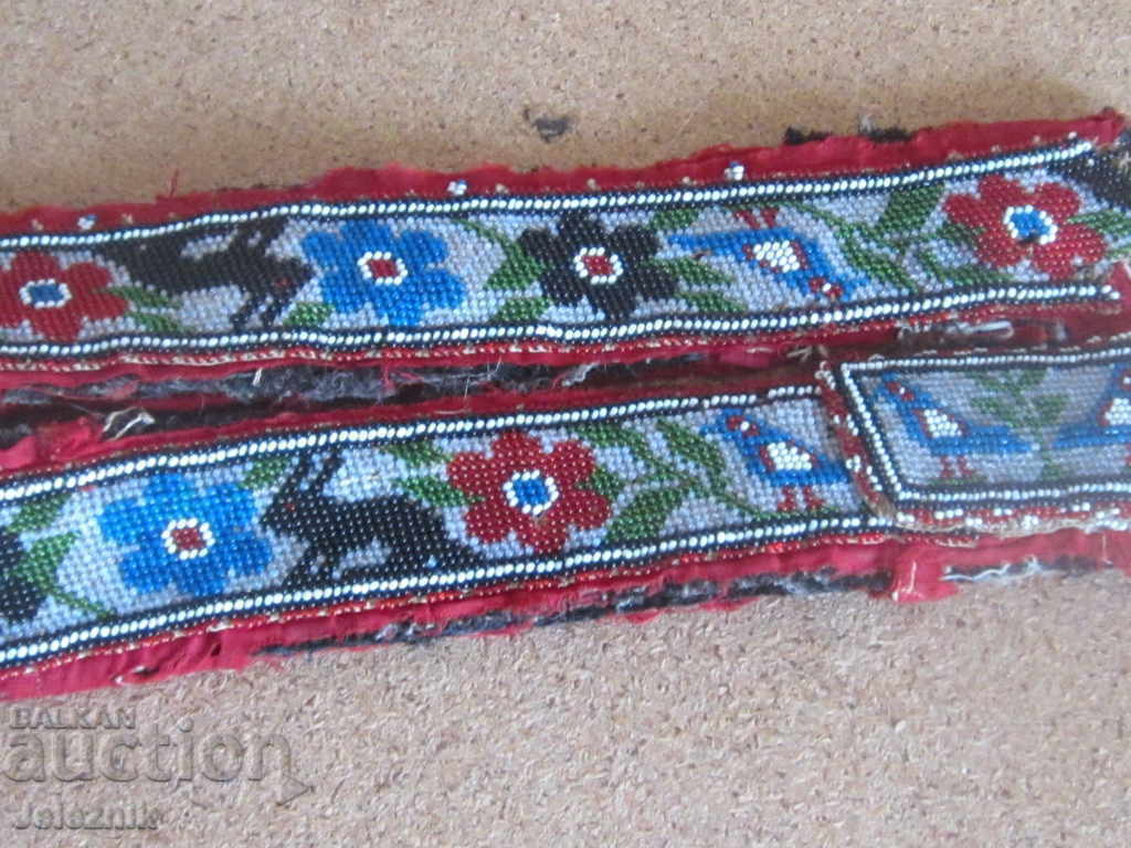 Delivery of starinen manisten ethnografski kolan Delivery of starinen manisten ethnografski kolan