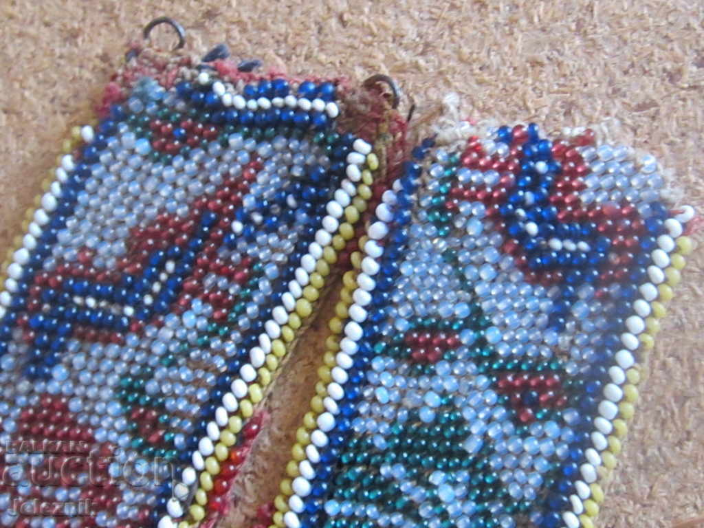 Delivery of starinen manisten kolan za nosia Delivery of starinen manisten kolan za nosia