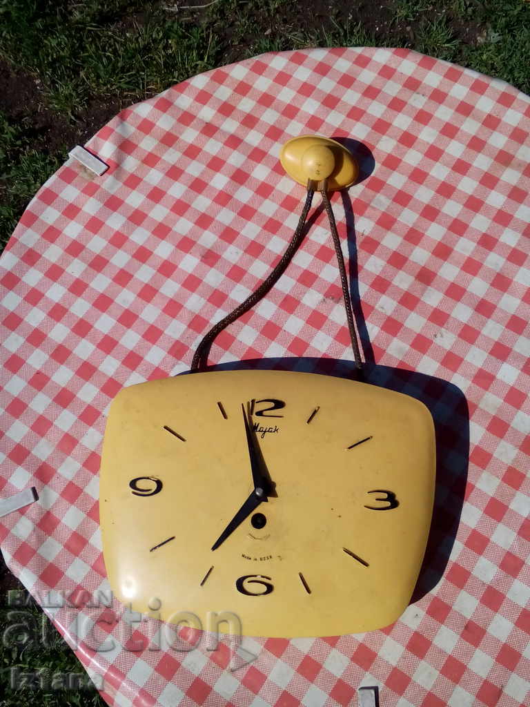 Clock MAYAK with price 35.00 BGN | € 17.90