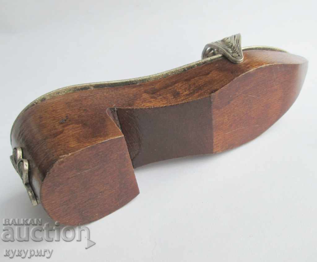 Old beautiful small shoe advertising wood and filigree - 6 Old beautiful small shoe advertising wood and filigree - 6