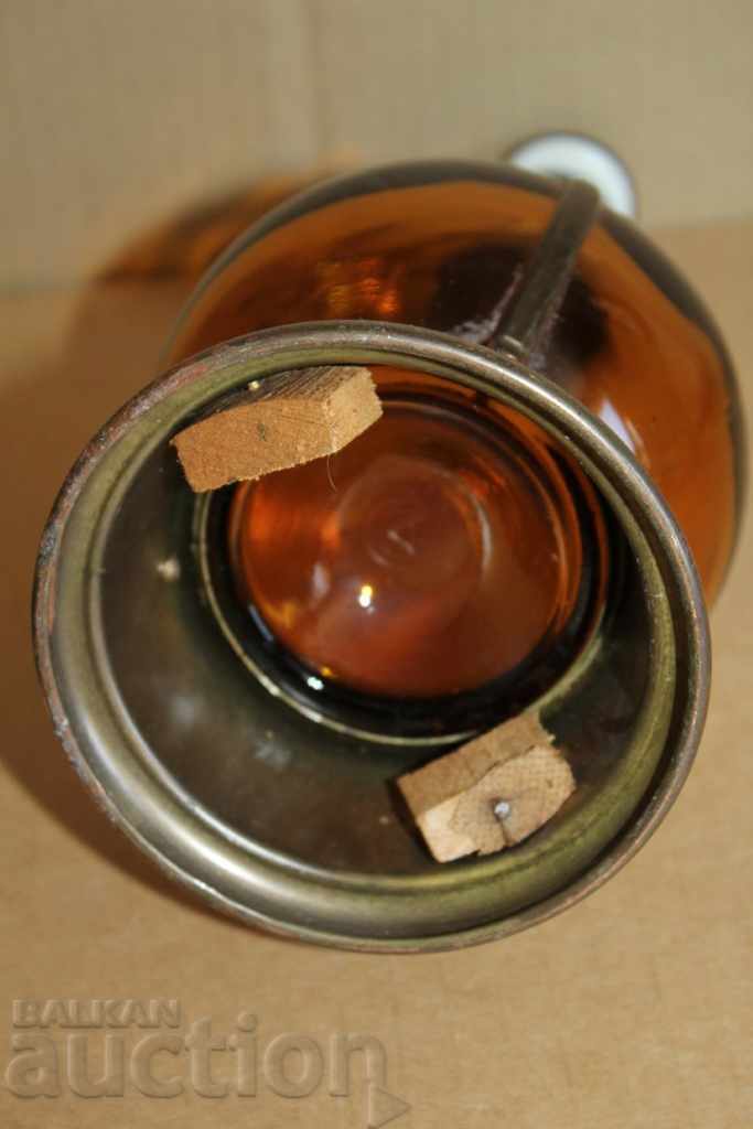 Auction OLD LARGE ROW GARP WITH DOSER HIGHER BOTTLE Auction OLD LARGE ROW GARP WITH DOSER HIGHER BOTTLE