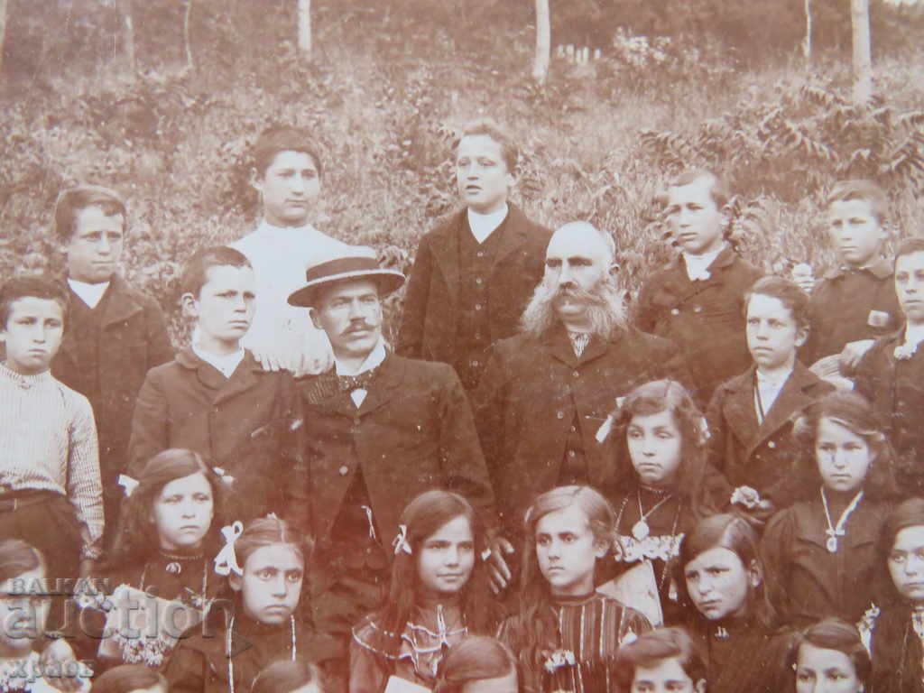 Auction  OLD PHOTOGRAPHY - CARDBOARD - LARGE 170