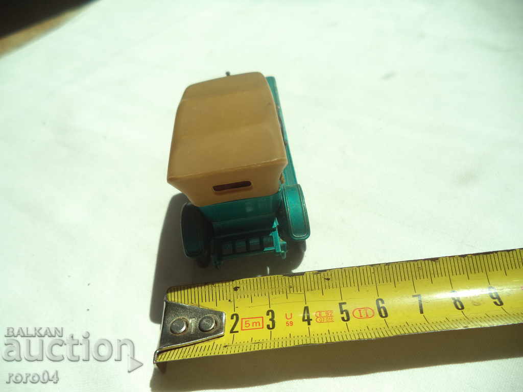Livrarea MODELE DE MATCHBOX YESTERYEAR Y12 1909 SIMPLEX