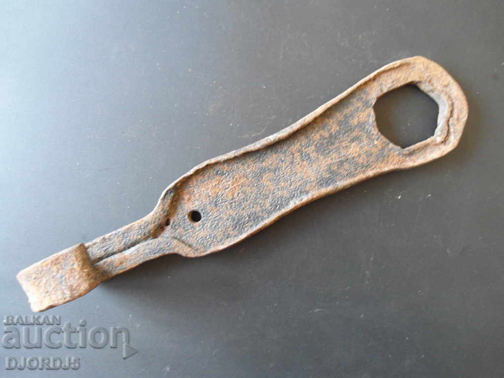 Old wrought iron with price 3.00 BGN | € 1.53