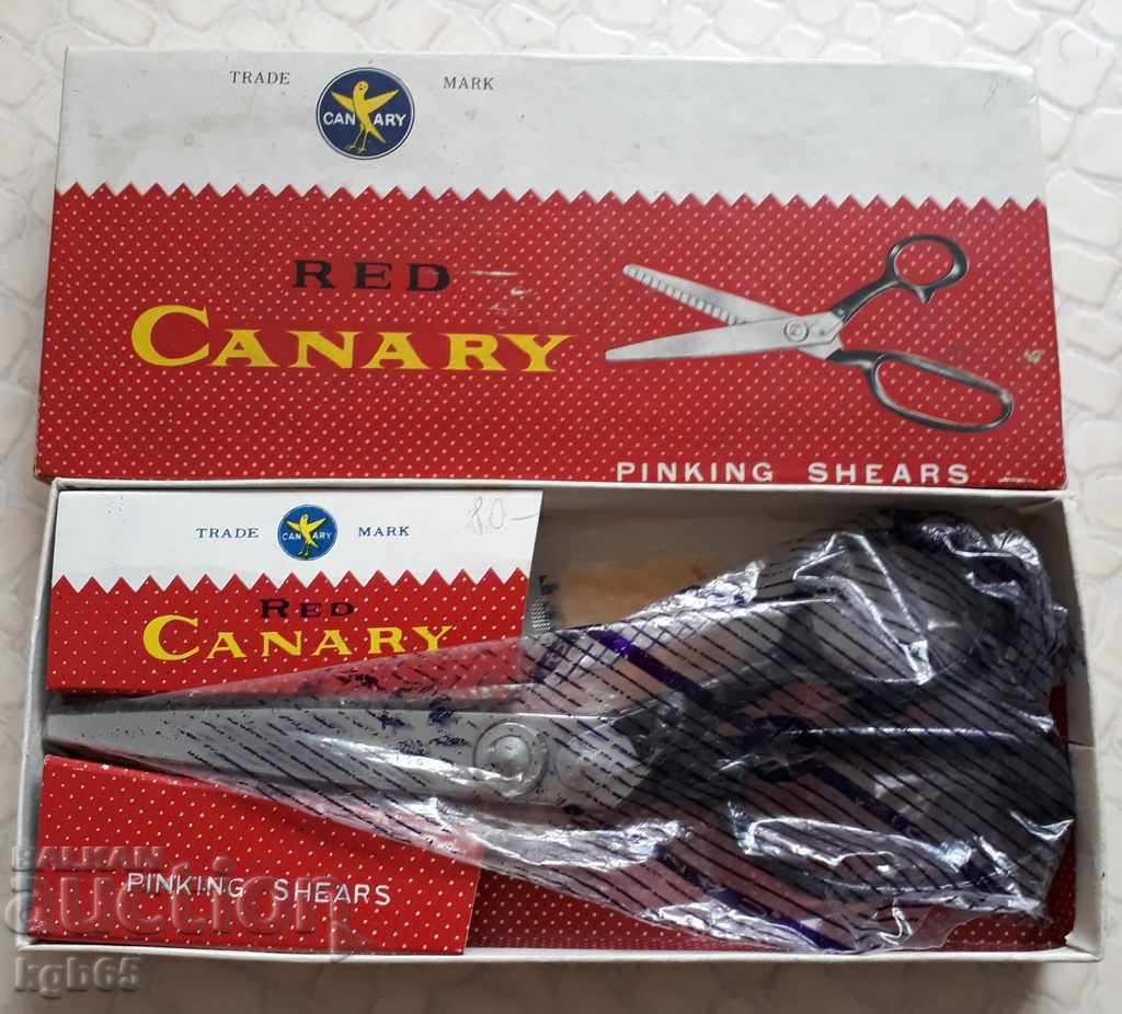 Old Red Canary Scissors. Super quality !!!!!!!!!