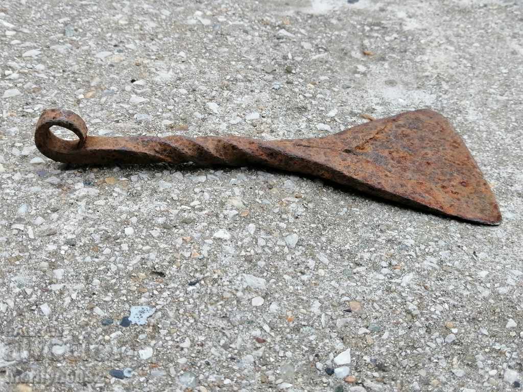 Gingerbread, gingerbread, gingerbread, gingerbread, wrought iron - 5