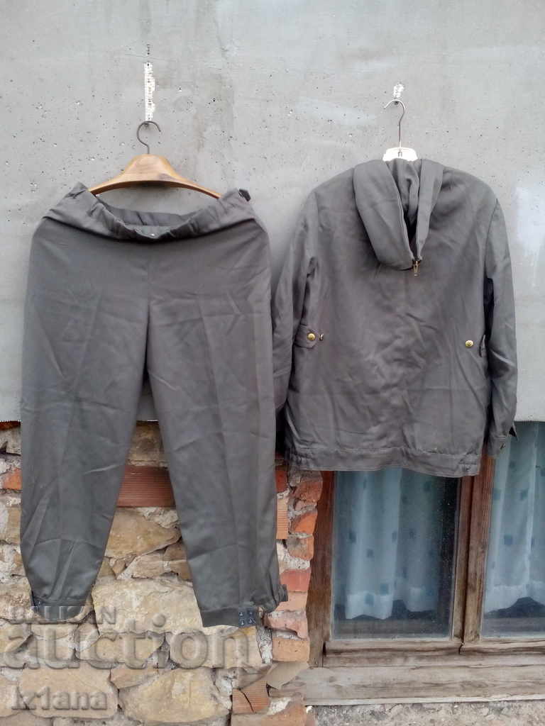 Delivery of Old Uniform Military Training