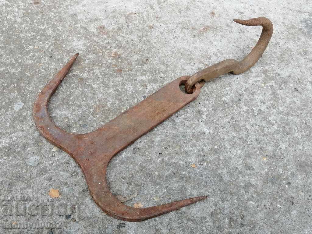 cârlig antic forjate pentru jupuirea cârlig dublu cu preț 39.00 BGN | € 19.94