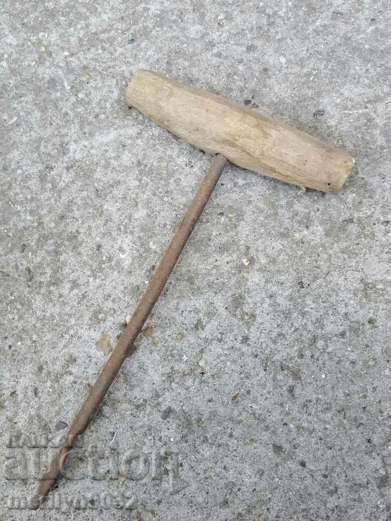 Delivery of Old woodcutter, chopper, drill, tool