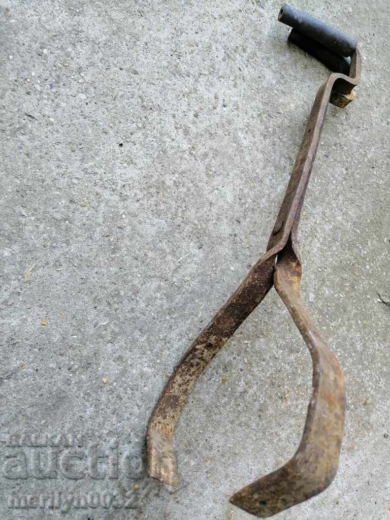 Old pliers for carrying wrought iron logs, tool - 5 Old pliers for carrying wrought iron logs, tool - 5