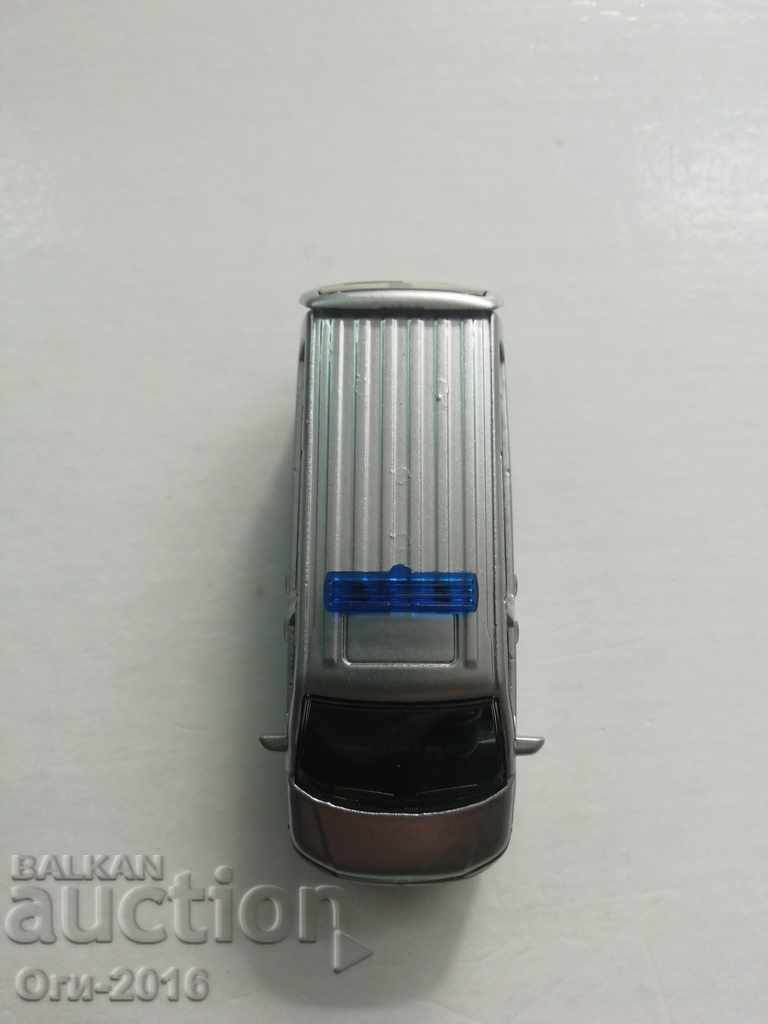 Collectible car VOLKSWAGEN - POLIZEI with price 10.00 BGN | € 5.11 Collectible car VOLKSWAGEN - POLIZEI with price 10.00 BGN | € 5.11