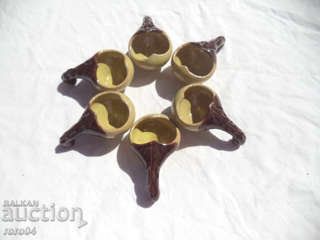 КЕРАМИЧНИ ЧАШИ ЗА РАКИЯ с цена € 10.99 | 21.49 лв.