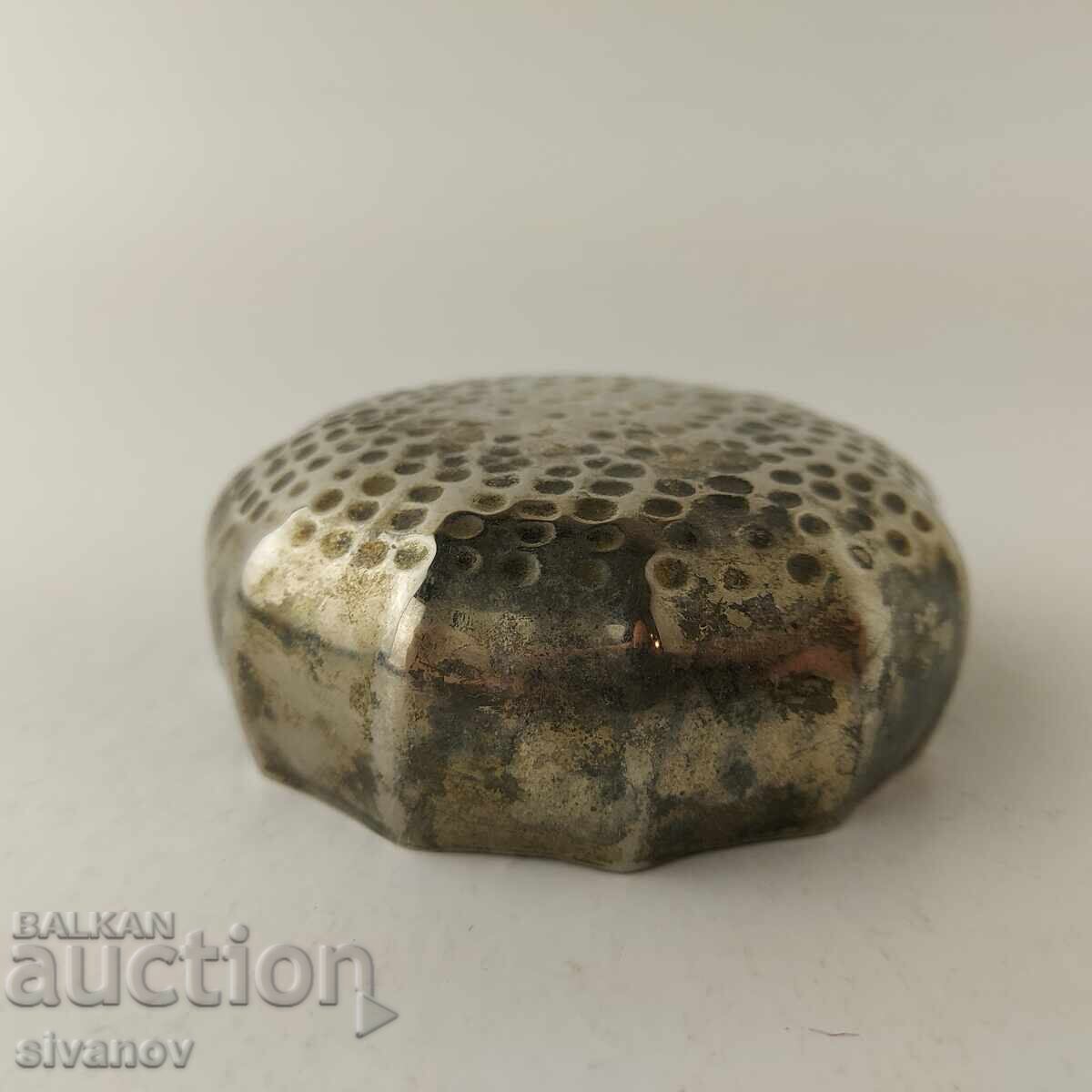 Delivery of Interesting Silver Plated Small Bowl B0125 Delivery of Interesting Silver Plated Small Bowl B0125