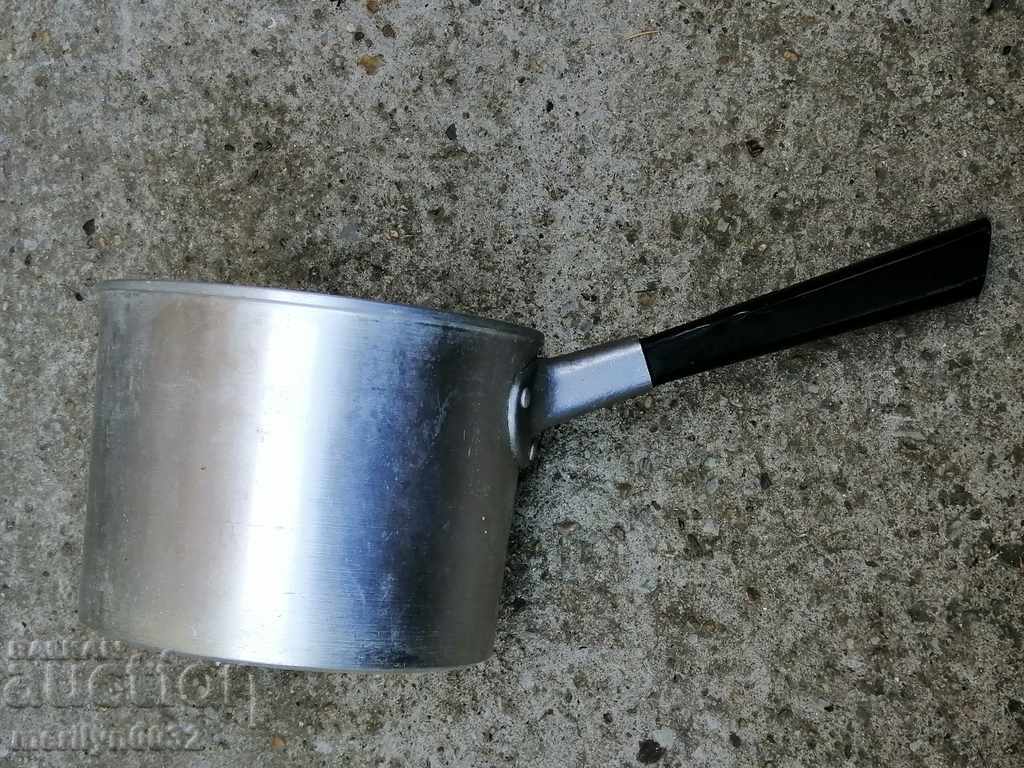 Old frying pan made of aluminum kitchen utensils with price 37.00 BGN | € 18.92 Old frying pan made of aluminum kitchen utensils with price 37.00 BGN | € 18.92