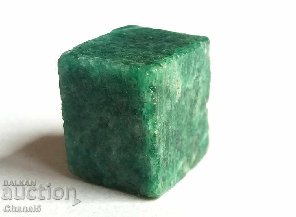 Auction  NATURAL EMERALD - CUBE - BRAZIL - 17.95 carats (111)