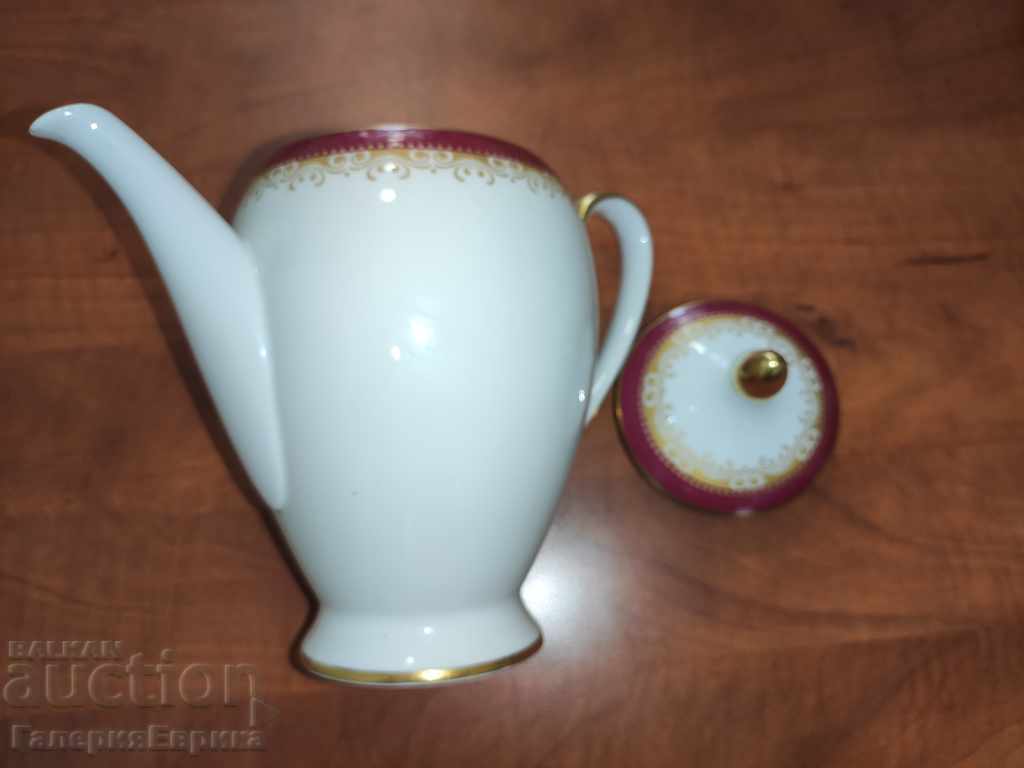 Auction  Porcelain jug 23 cm high with gold applique