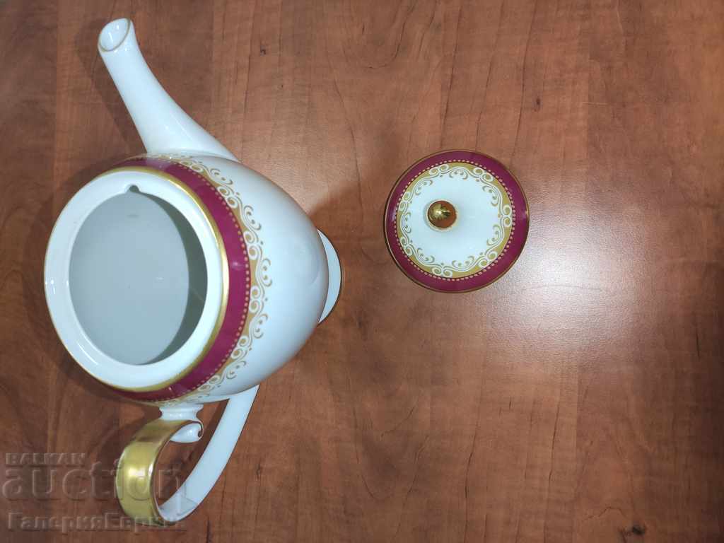 Porcelain jug 23 cm high with gold applique - 6