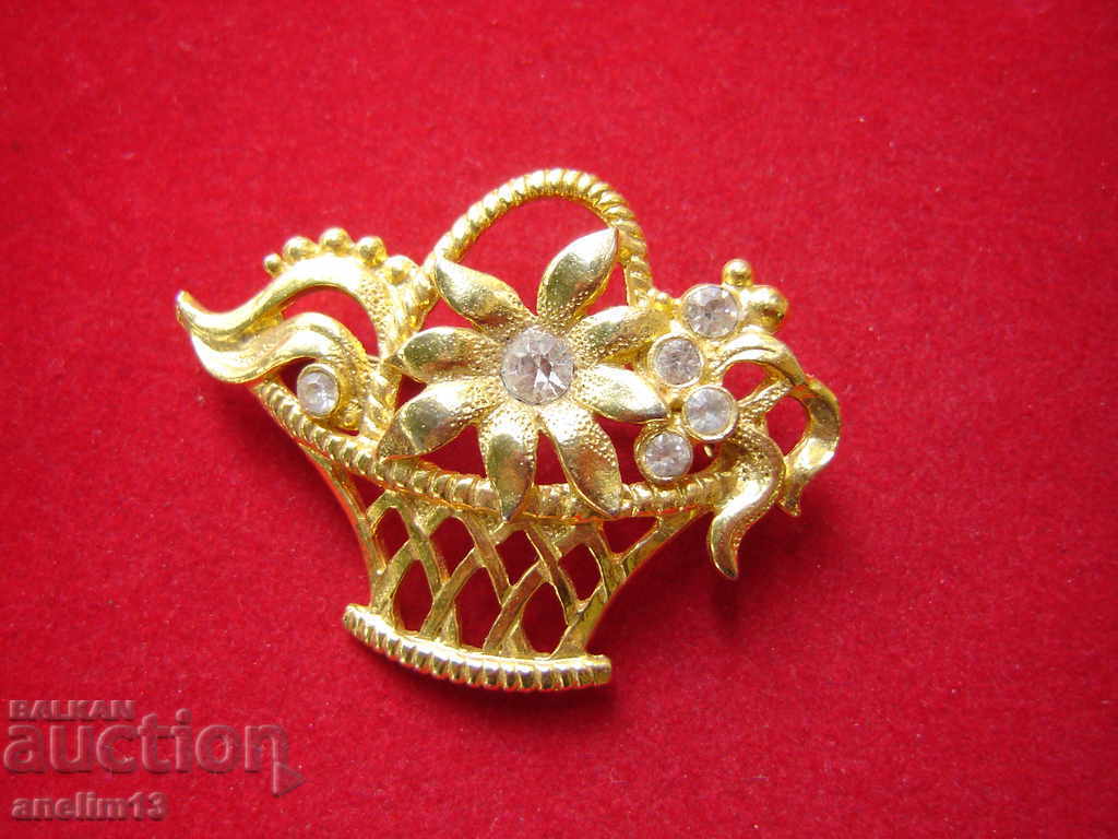 BROŞĂ cu preț € 5.00 | 9.78 BGN