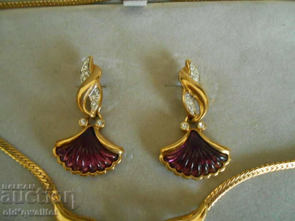 Wonderful earrings and necklace, very beautiful DESIGN set with price 197.00 BGN | € 100.72