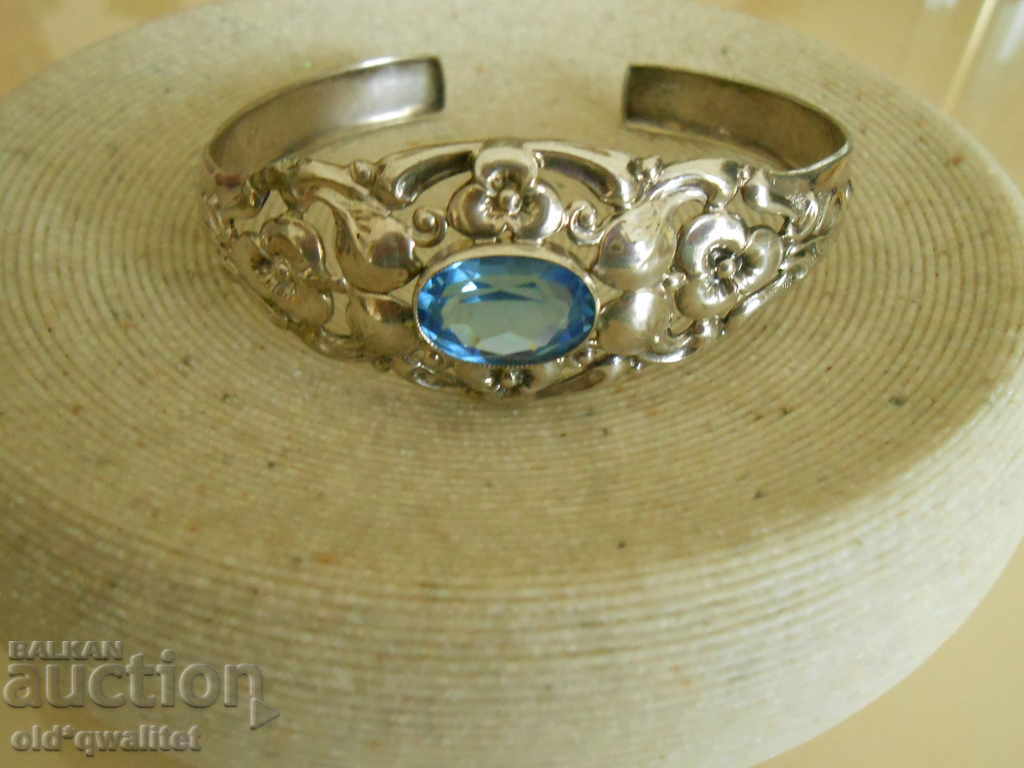 Unusual, very old bracelet, motifs from nature with price 327.00 BGN | € 167.19 Unusual, very old bracelet, motifs from nature with price 327.00 BGN | € 167.19