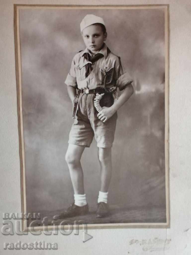 Photo cardboard photo Boy Scout P. Maystorov with price 99.99 BGN | € 51.12 Photo cardboard photo Boy Scout P. Maystorov with price 99.99 BGN | € 51.12