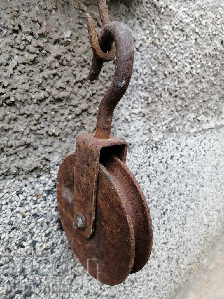 Auction Old forged roller polystyrene wrought iron Auction Old forged roller polystyrene wrought iron