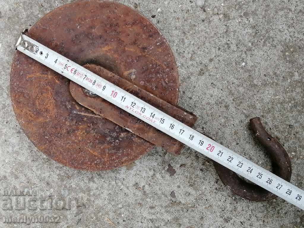 Old forged roller polystyrene wrought iron - 5 Old forged roller polystyrene wrought iron - 5