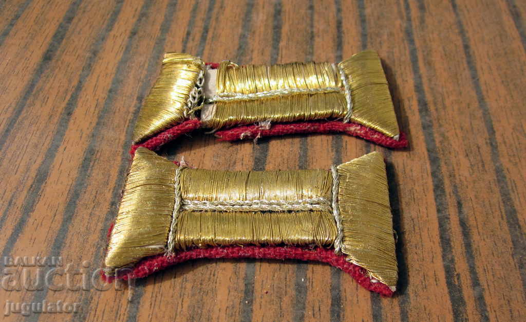 Livrarea Set VSV de revere de ofițer regal bulgar pentru uniformă Livrarea Set VSV de revere de ofițer regal bulgar pentru uniformă