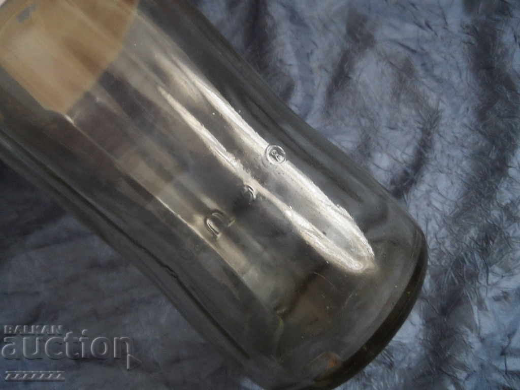 2 Coca Cola bottles - 6 2 Coca Cola bottles - 6