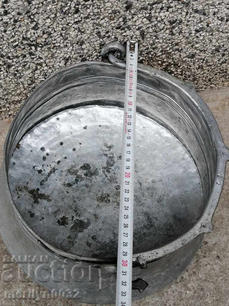 Licitație Cazan conservat, monedă de cupru, monedă de cupru, vas de cupru