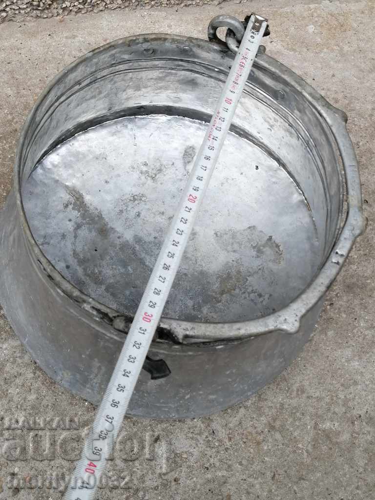 Tinned cauldron, copper coin, copper coin, copper vessel - 6 Tinned cauldron, copper coin, copper coin, copper vessel - 6