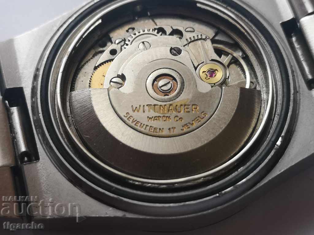 Auction WITTNAUER watch Auction WITTNAUER watch