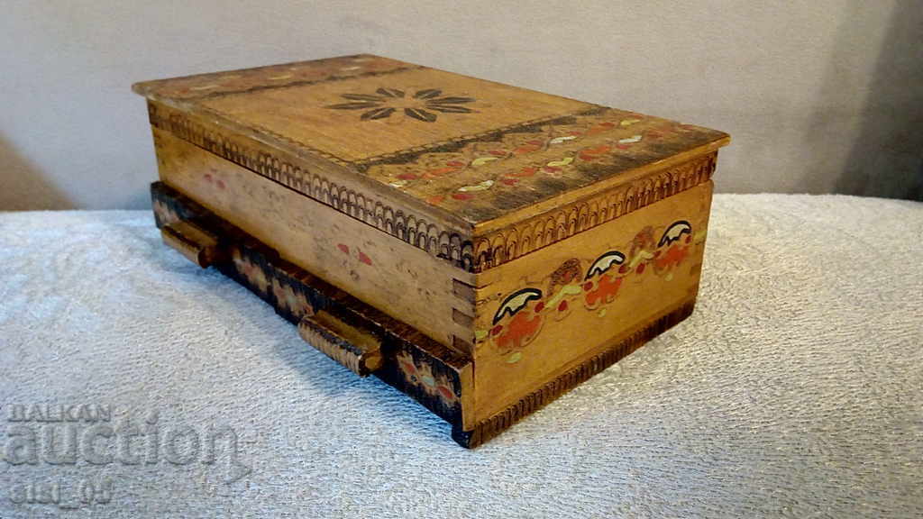 Old wooden cigarette case cigarette case with price 30.00 BGN | € 15.34 Old wooden cigarette case cigarette case with price 30.00 BGN | € 15.34