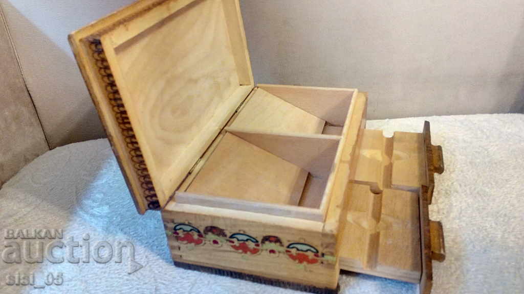 Old wooden cigarette case cigarette case - 6 Old wooden cigarette case cigarette case - 6