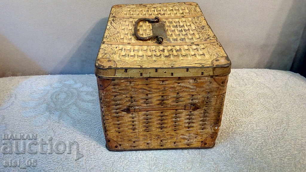 Tsar's Metal, sheet metal box Russia Moscow with price 80.00 BGN | € 40.90 Tsar's Metal, sheet metal box Russia Moscow with price 80.00 BGN | € 40.90