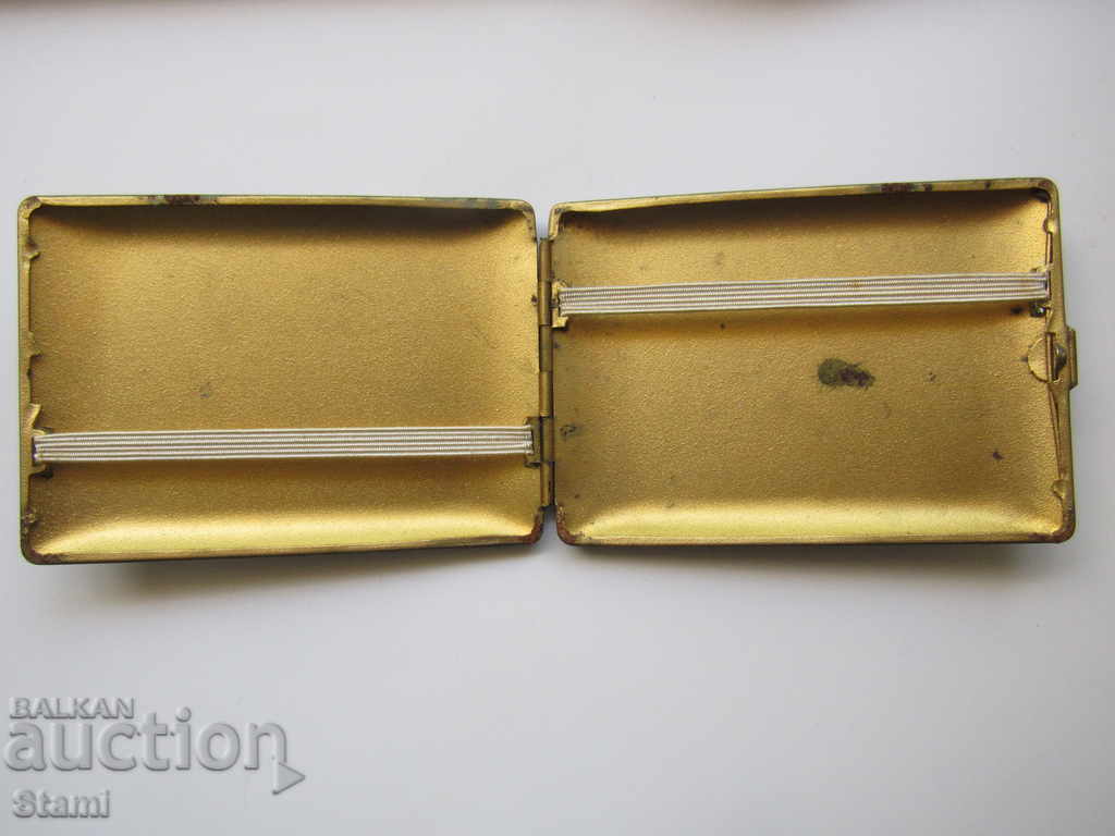 Auction  Metal cigarette case from the 30s of the XX century