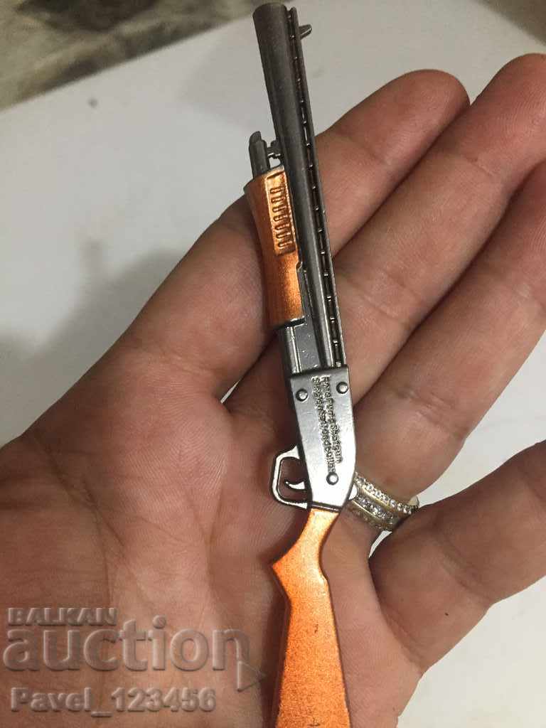 Delivery of metal keychain automatic marking Delivery of metal keychain automatic marking